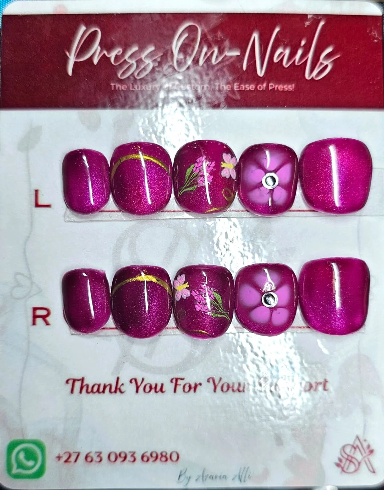 >Magenta Nails